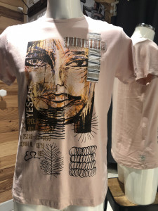 tee-shirt